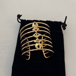 Elegant Gold Cuff Bracelet